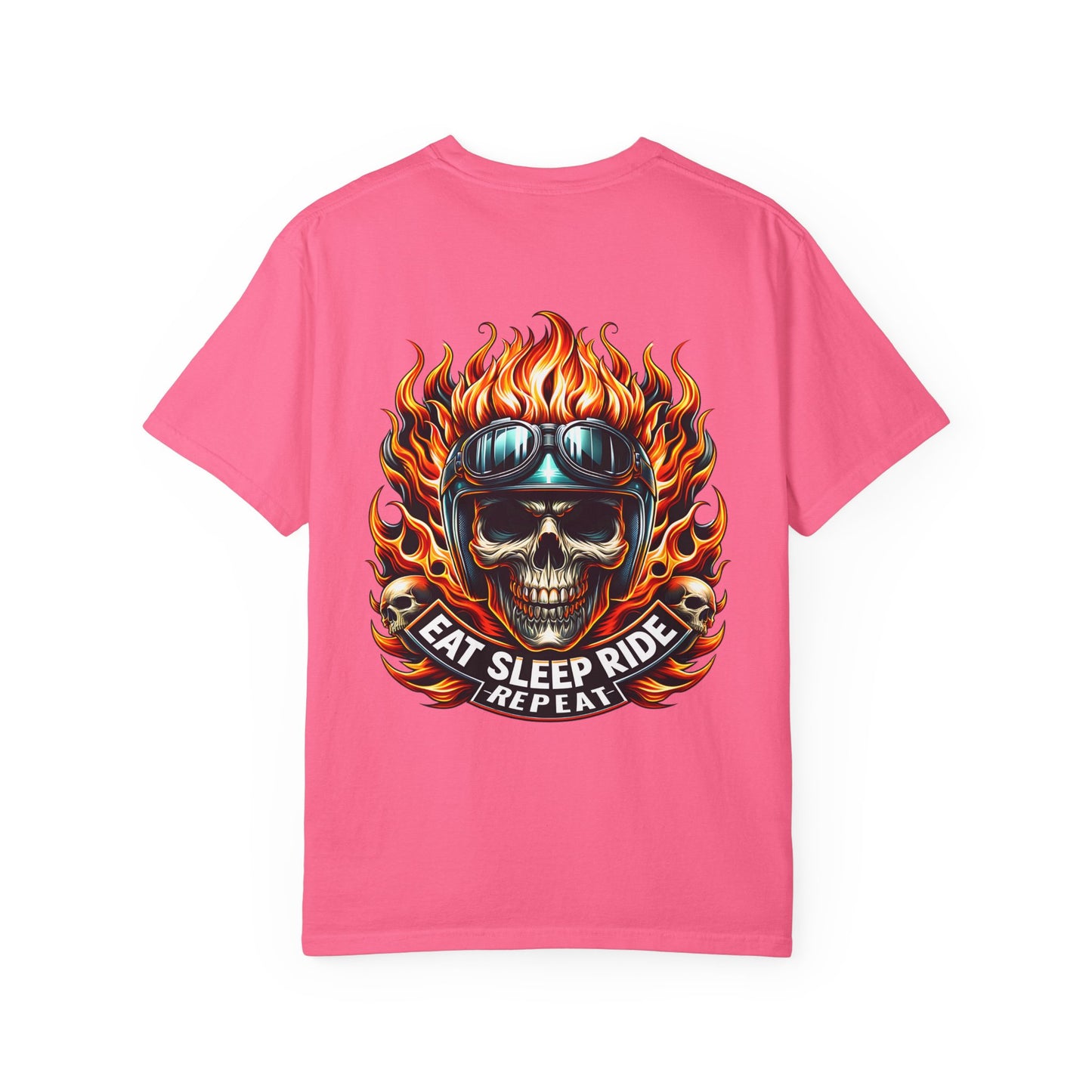 Bold Skull Graphic T-Shirt - Unisex, Biker Apparel, Casual Wear, Gift for Motorcycle Enthusiasts, Vintage Style Tee