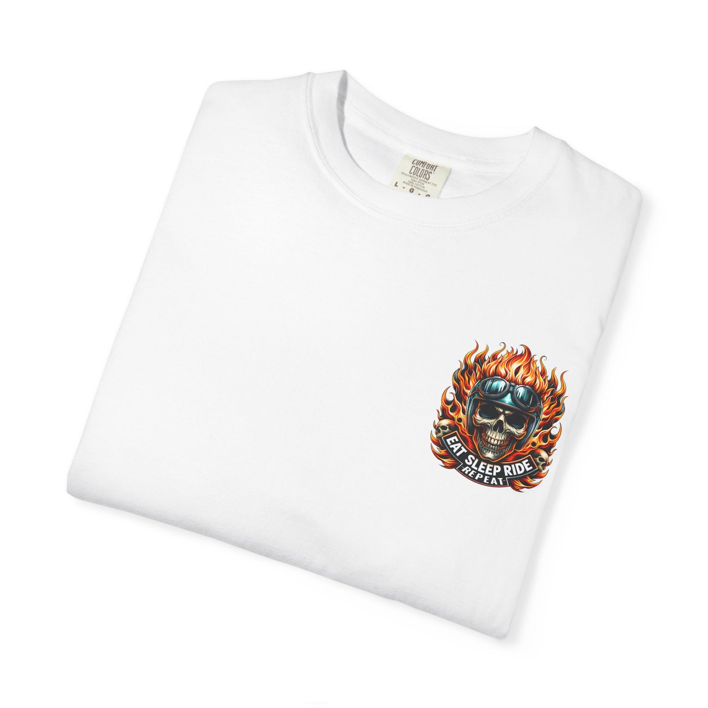 Bold Skull Graphic T-Shirt - Unisex, Biker Apparel, Casual Wear, Gift for Motorcycle Enthusiasts, Vintage Style Tee