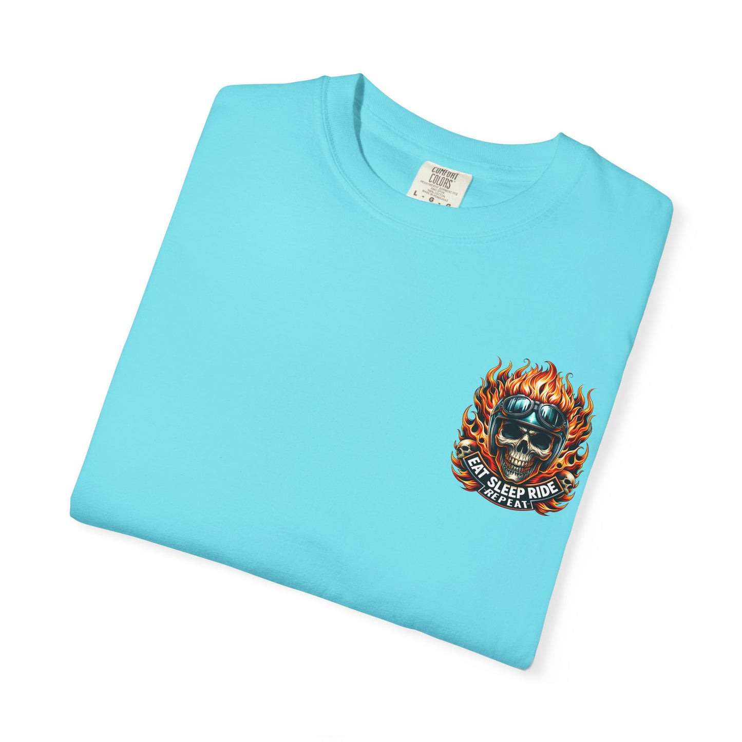 Bold Skull Graphic T-Shirt - Unisex, Biker Apparel, Casual Wear, Gift for Motorcycle Enthusiasts, Vintage Style Tee