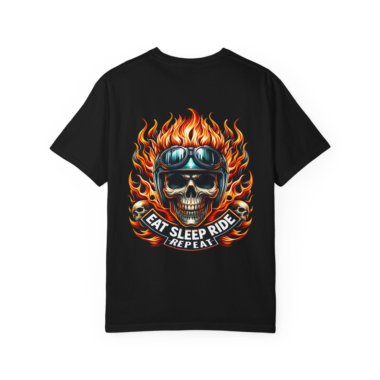 Bold Skull Graphic T-Shirt - Unisex, Biker Apparel, Casual Wear, Gift for Motorcycle Enthusiasts, Vintage Style Tee