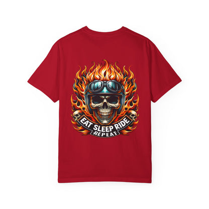Bold Skull Graphic T-Shirt - Unisex, Biker Apparel, Casual Wear, Gift for Motorcycle Enthusiasts, Vintage Style Tee